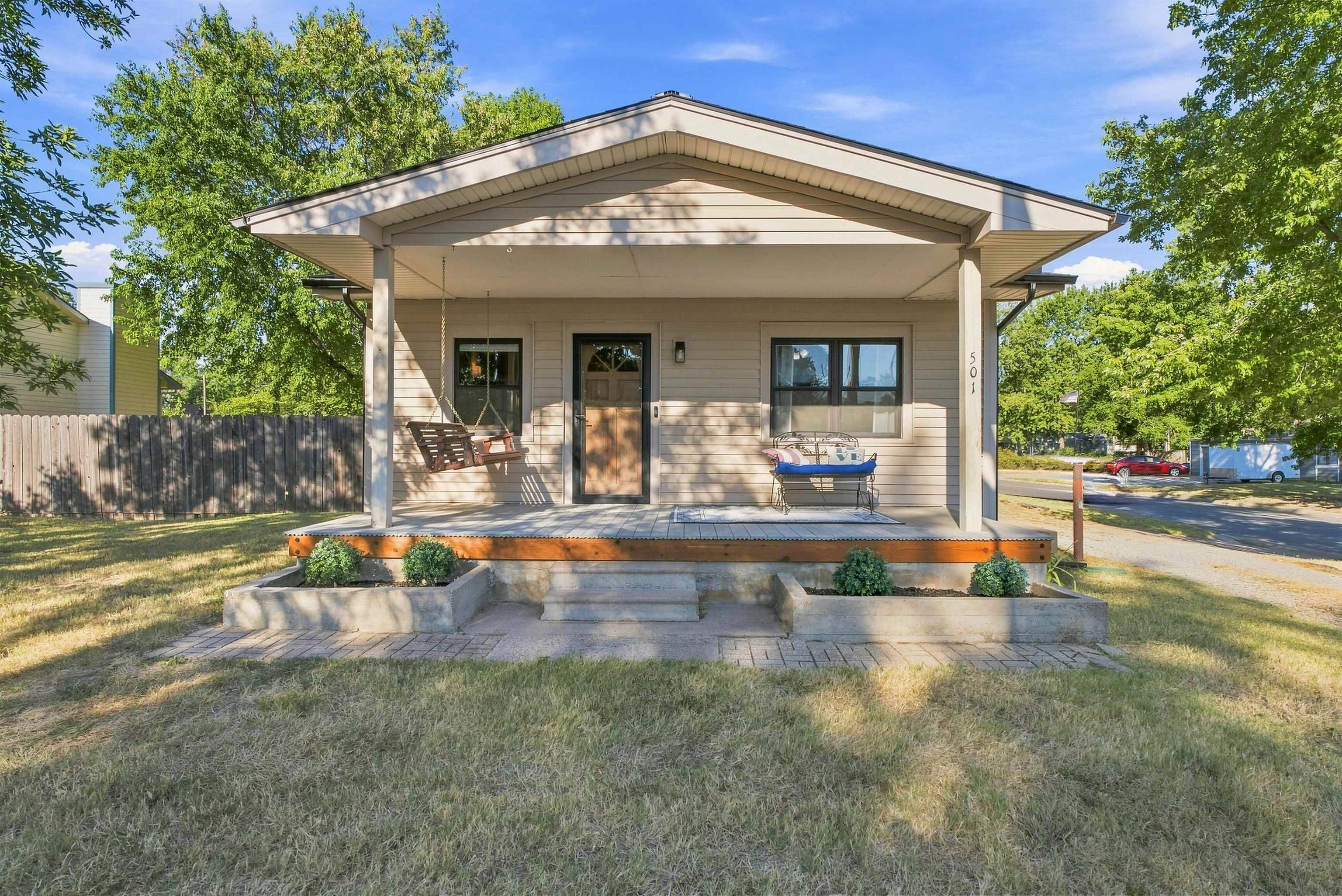 501 S Opal, Maize, KS 67101