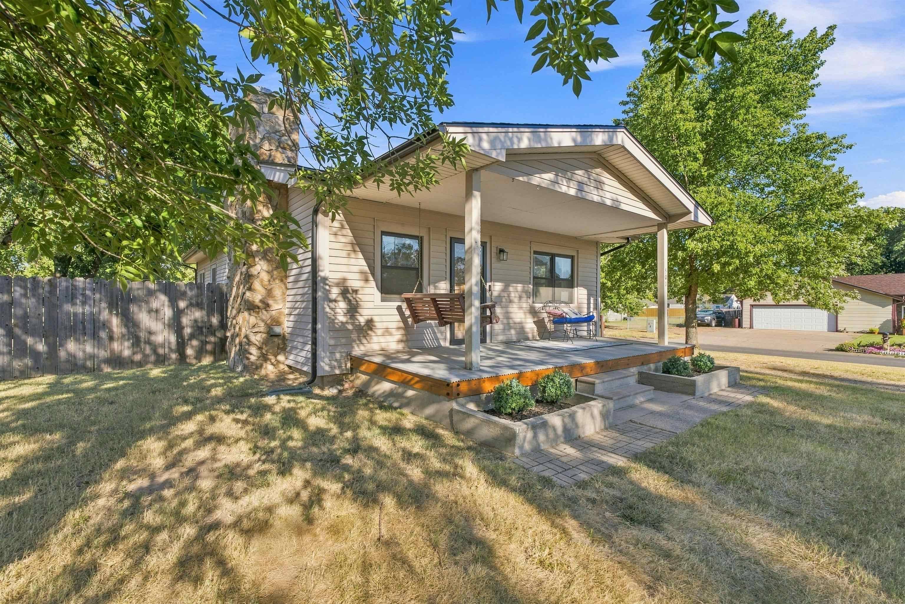 501 S Opal, Maize, KS 67101