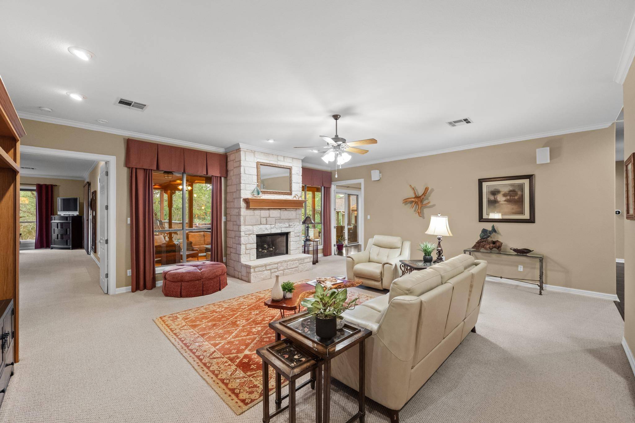 20204 Auger CV, Spicewood, TX 78669