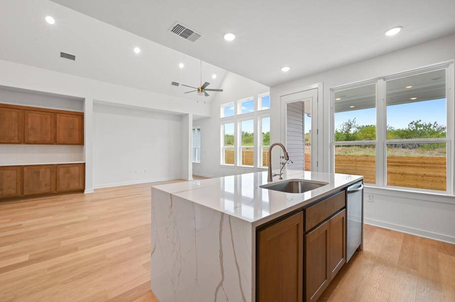 6312 McMurtry ST, Austin, TX 78747