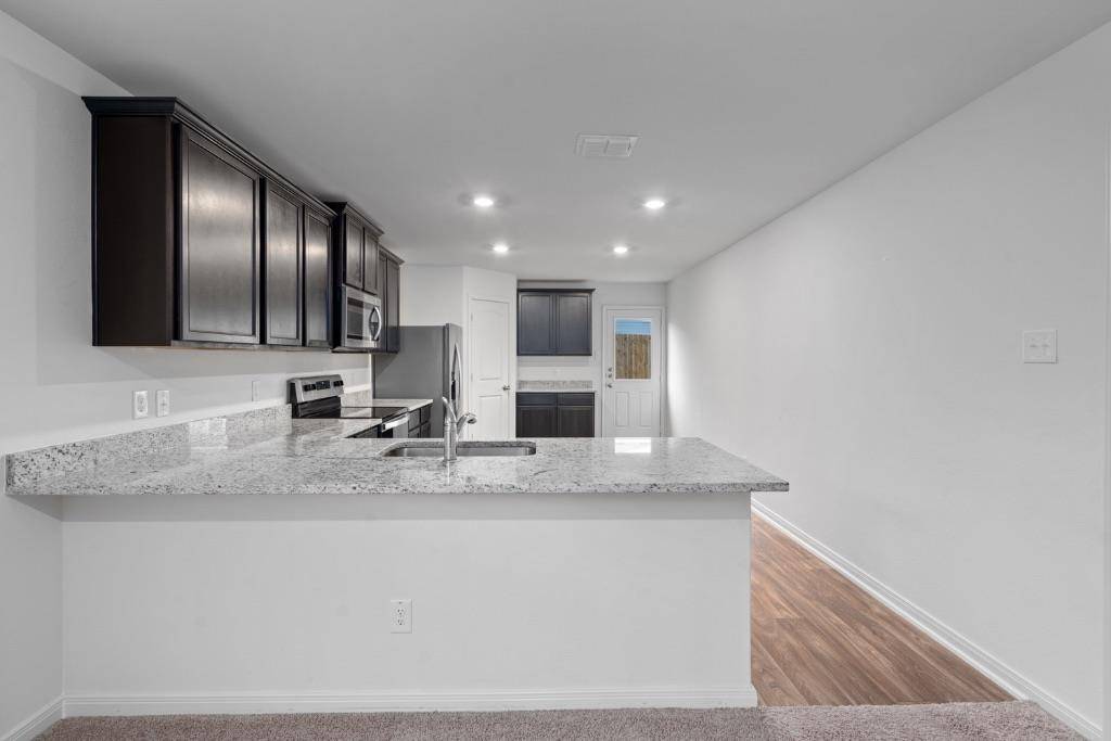 3979 Turtle CRK, New Braunfels, TX 78132