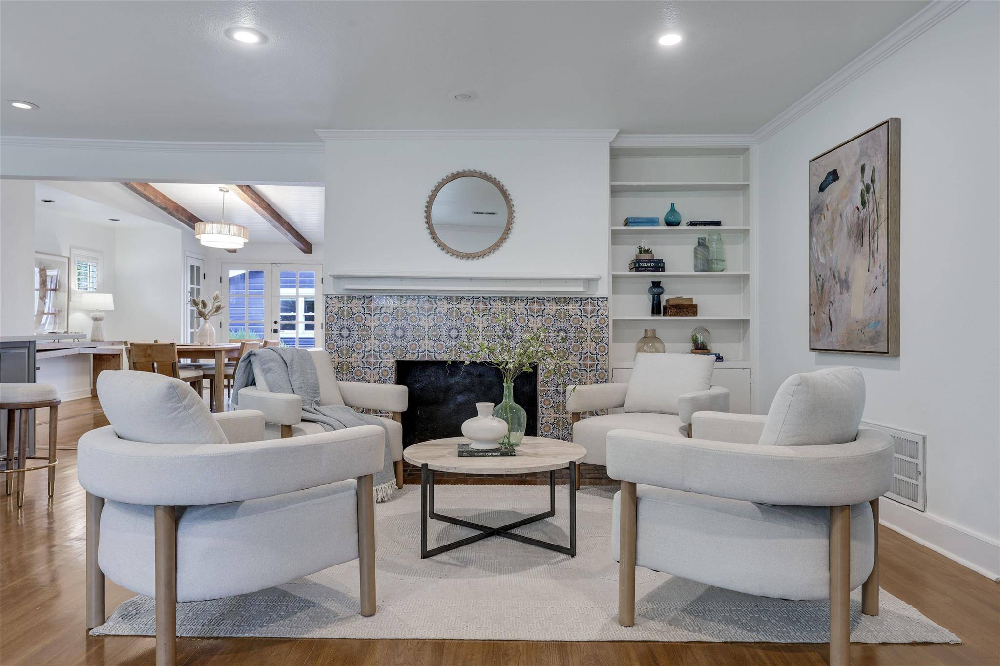 2908 Perry LN, Austin, TX 78731