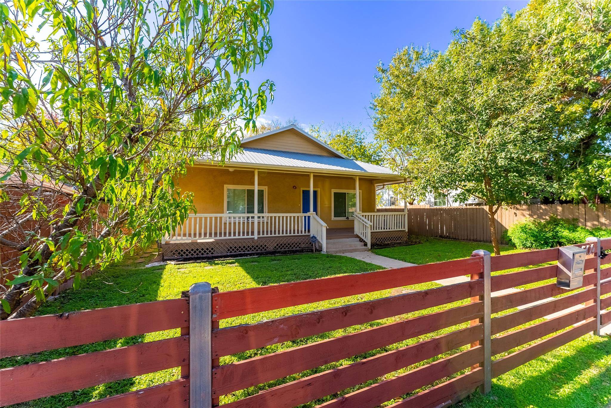 1209 E 3rd ST, Austin, TX 78702