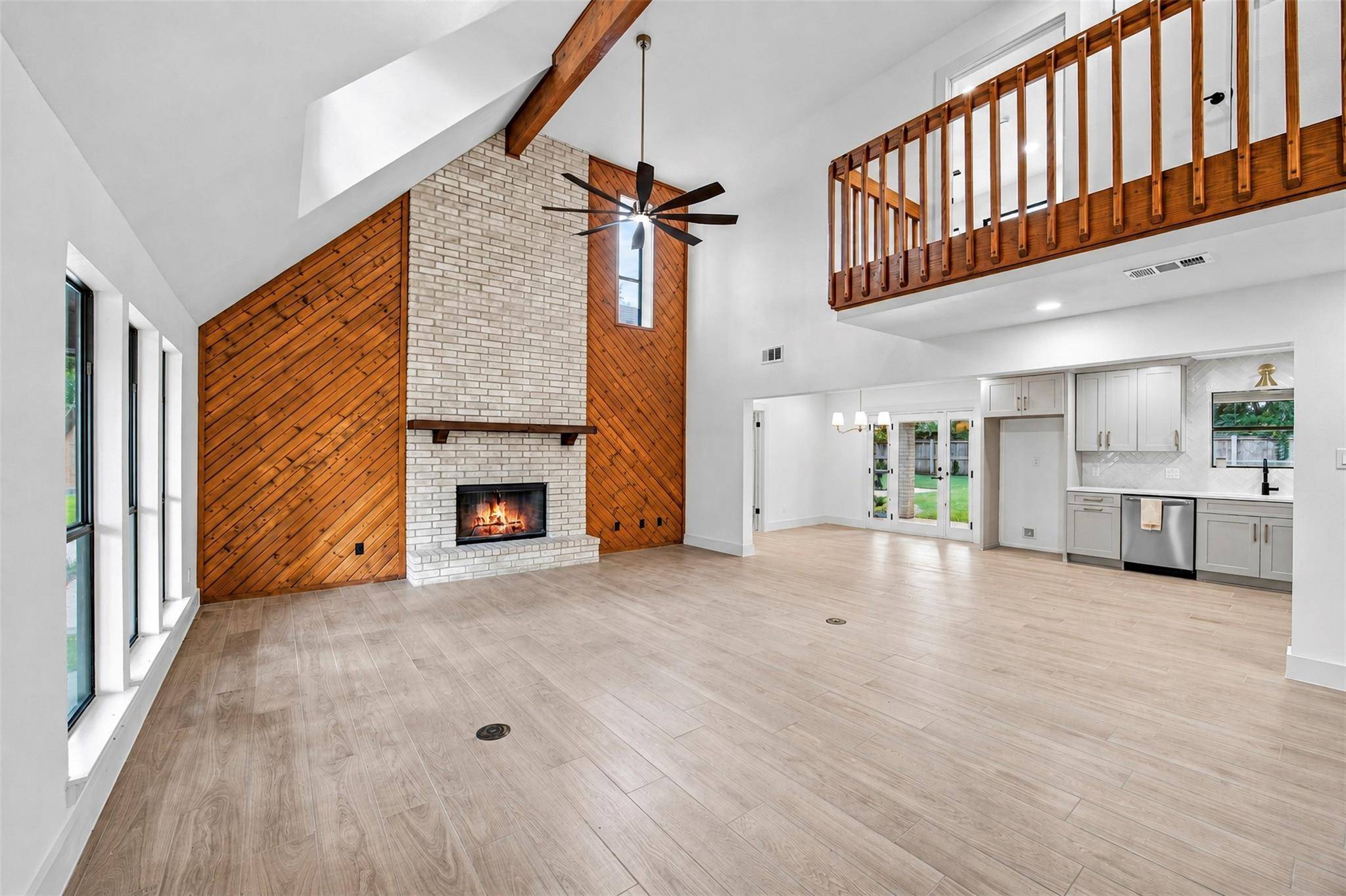 221 Montwood, Seguin, TX 78155