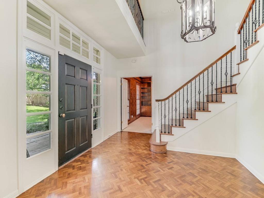 3607 Ripple Creek DR, Austin, TX 78746