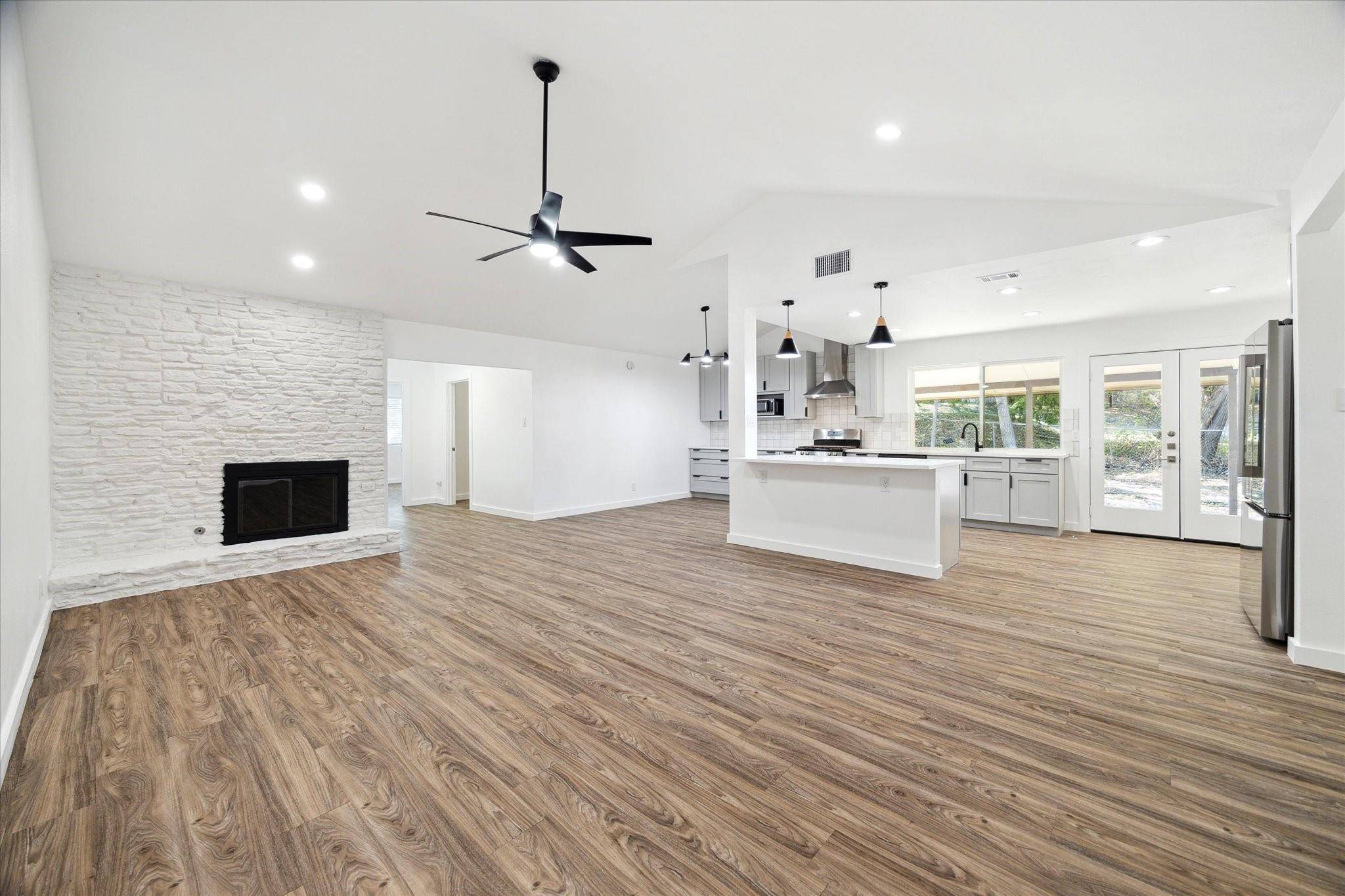 1311 Warrington DR, Austin, TX 78753