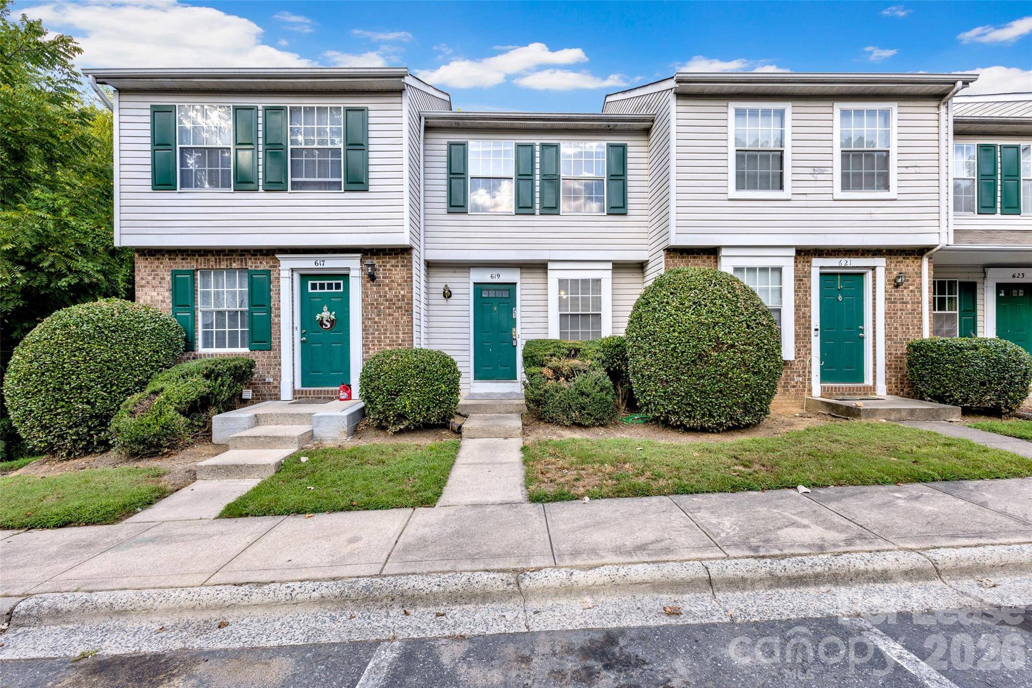 619 Lex DR, Charlotte, NC 28262