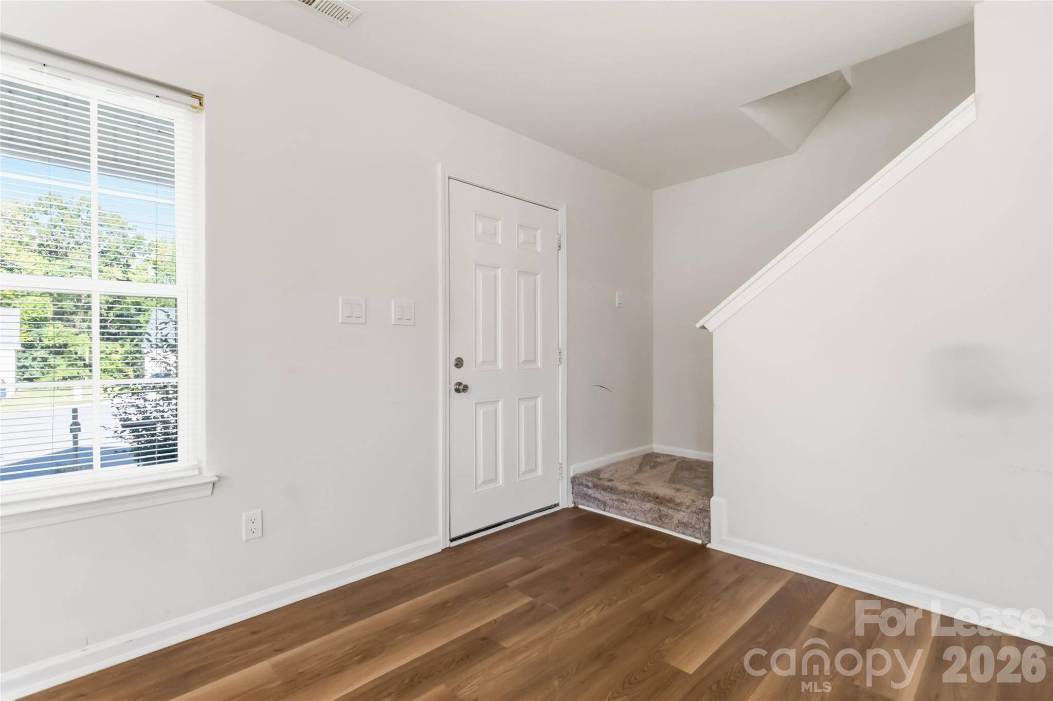 1428 Nature PL, Charlotte, NC 28214