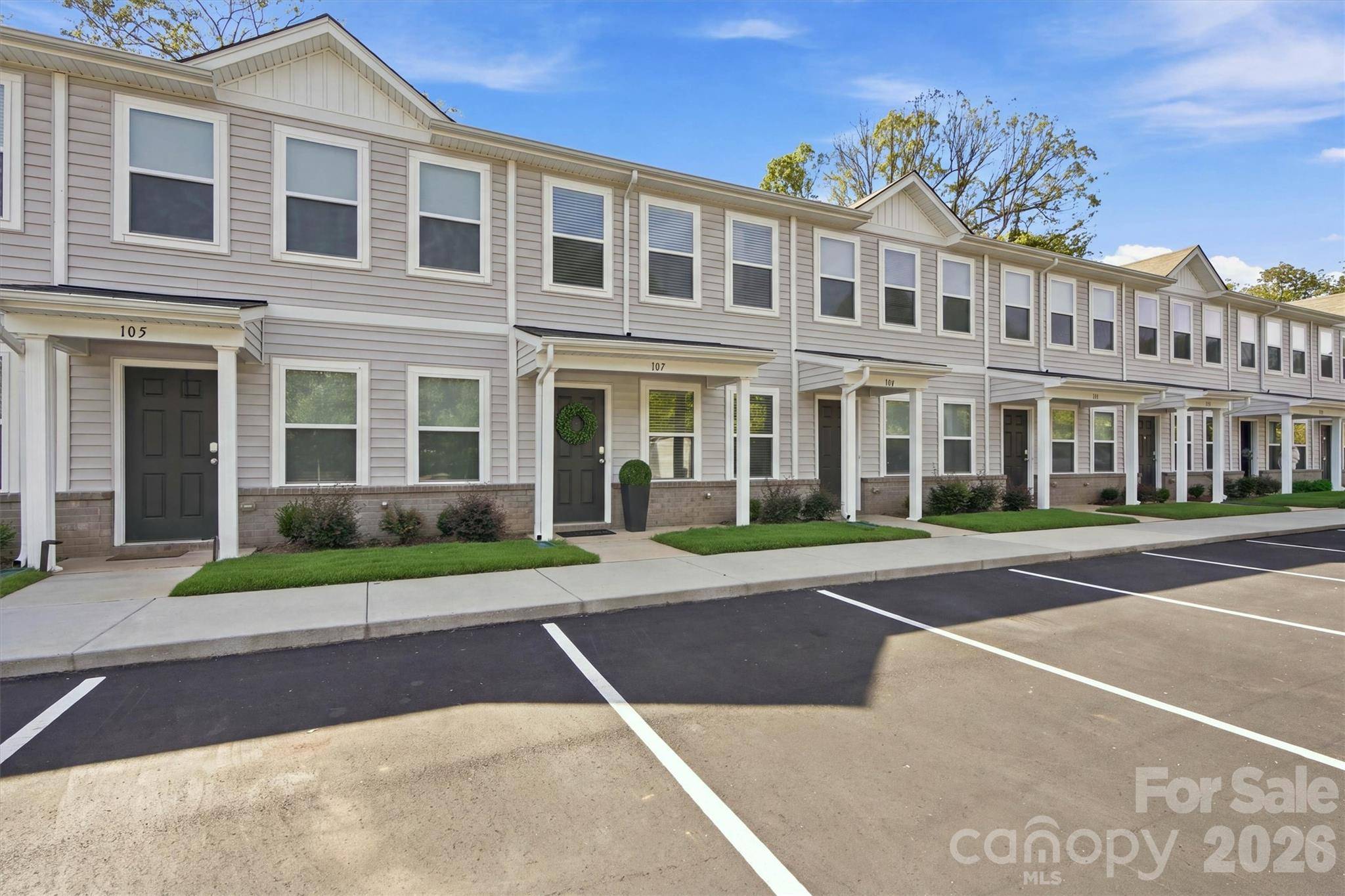 107 Villa LN #4, Lincolnton, NC 28092