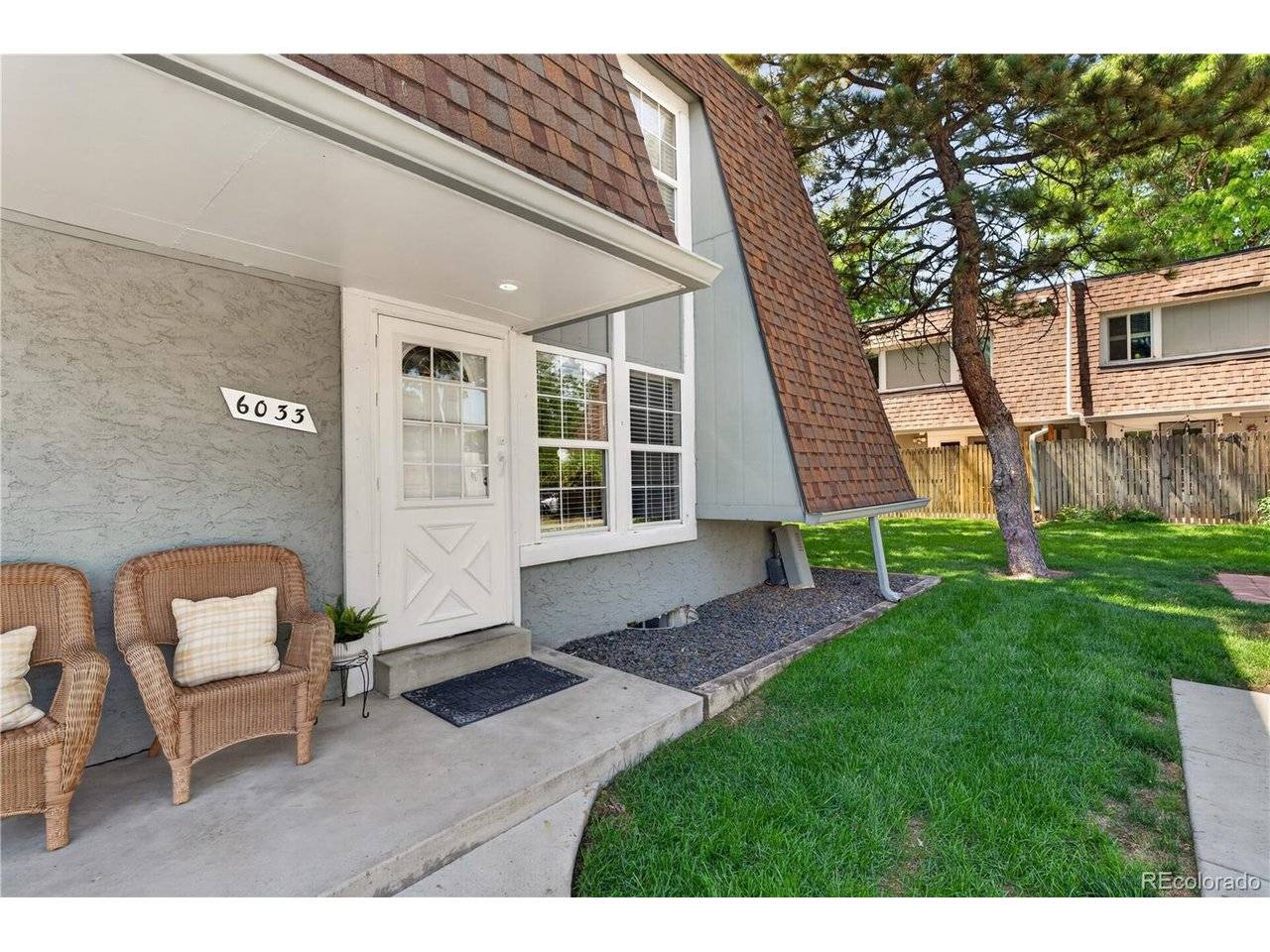 6033 S Sterne, Littleton, CO 80120