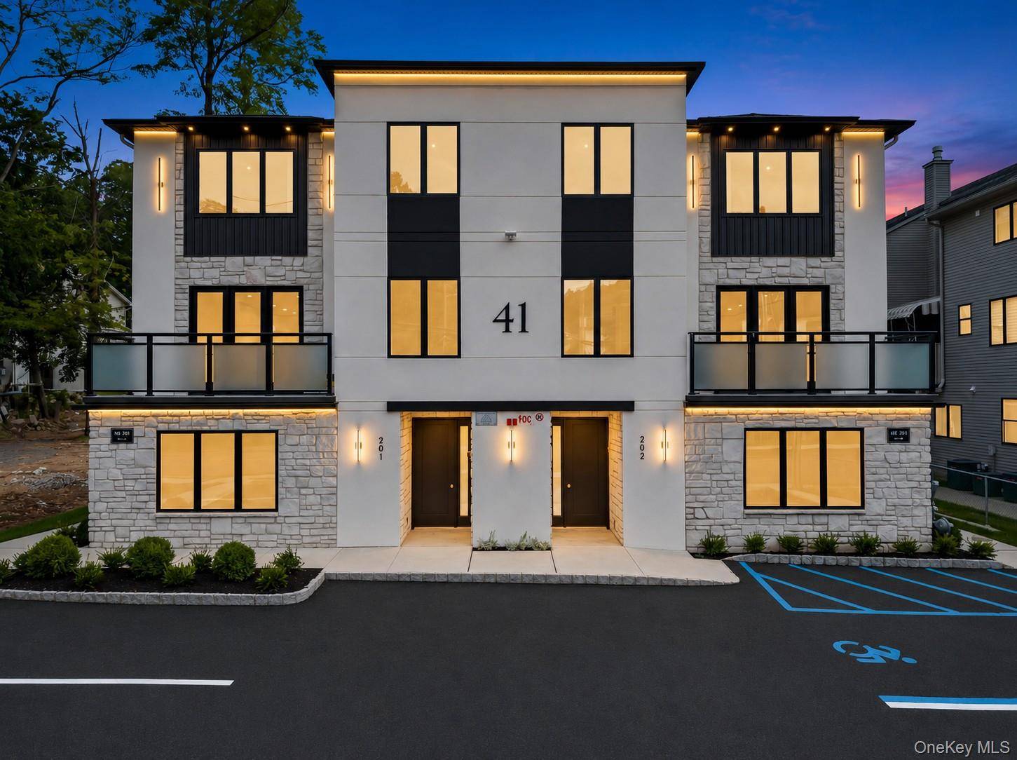 41 Saddle River RD #216, Monsey, NY 10952