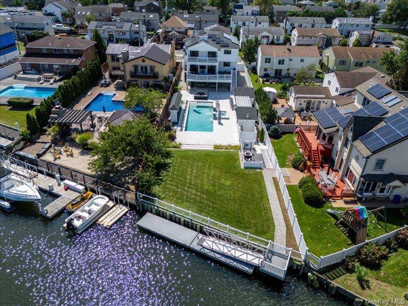 3499 Anchor PL, Oceanside, NY 11572