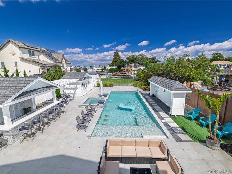 3499 Anchor PL, Oceanside, NY 11572