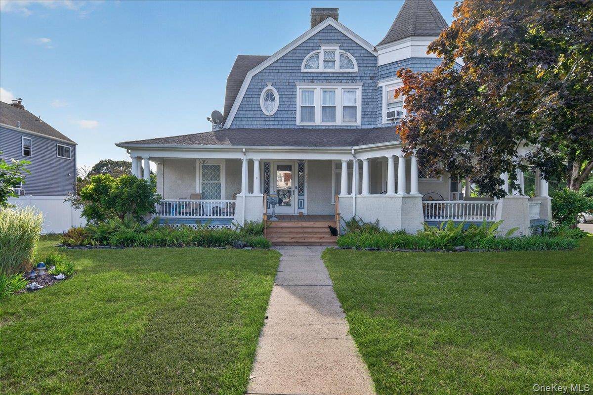 258 N Ocean AVE, Patchogue, NY 11772
