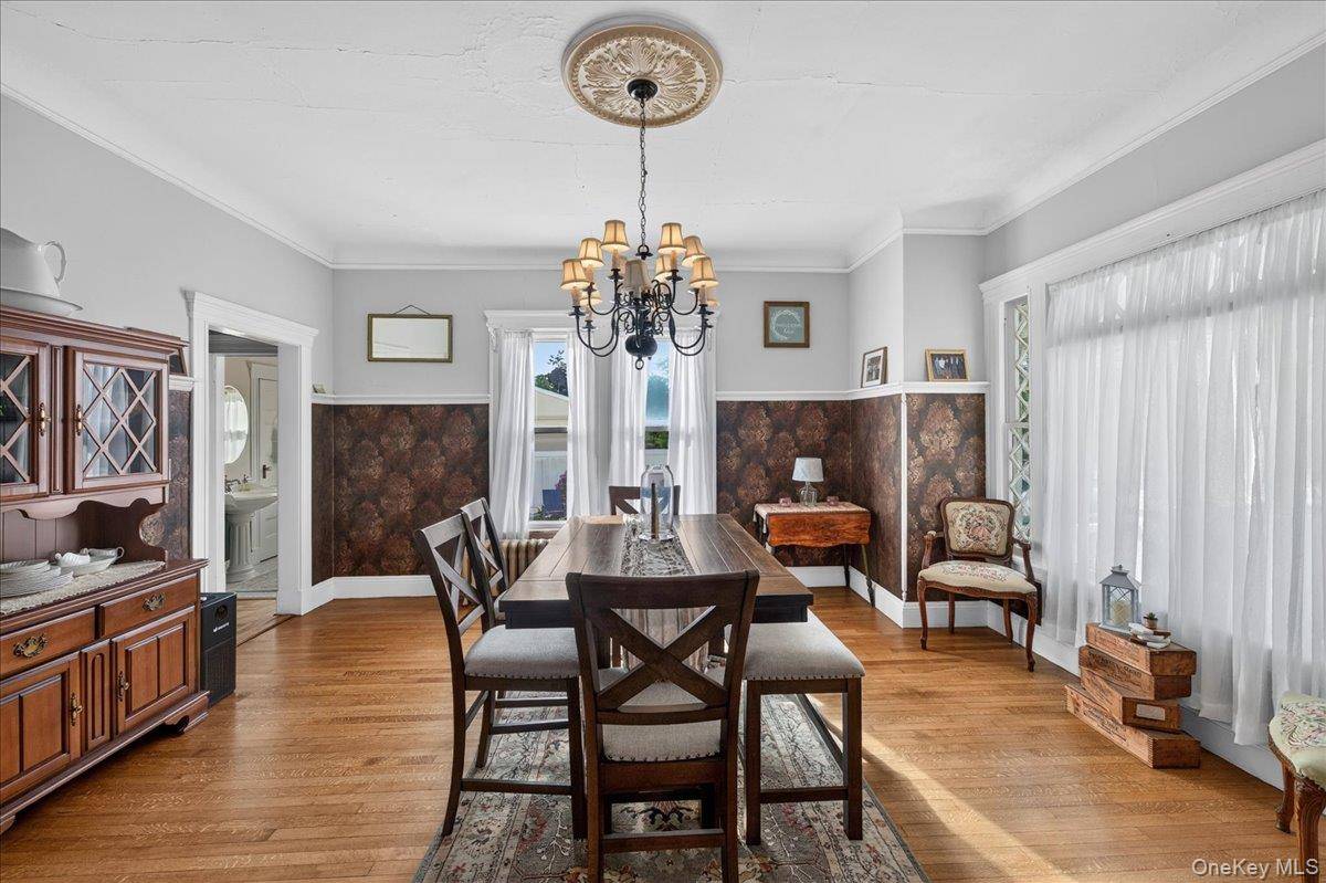 258 N Ocean AVE, Patchogue, NY 11772