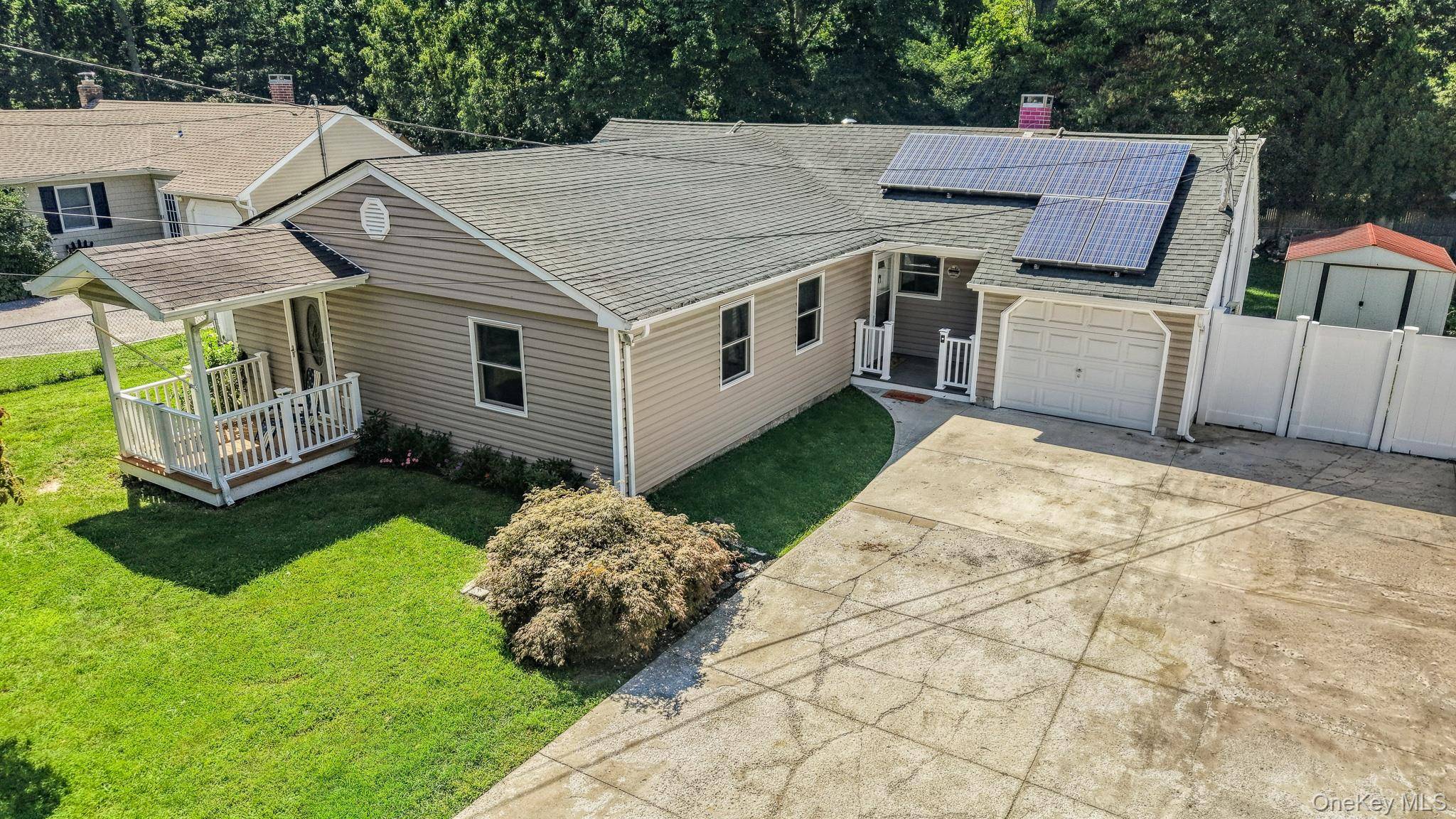 469 Carnation DR, Shirley, NY 11967