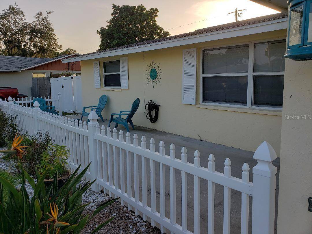 1190 LEEWARD RD, Venice, FL 34293