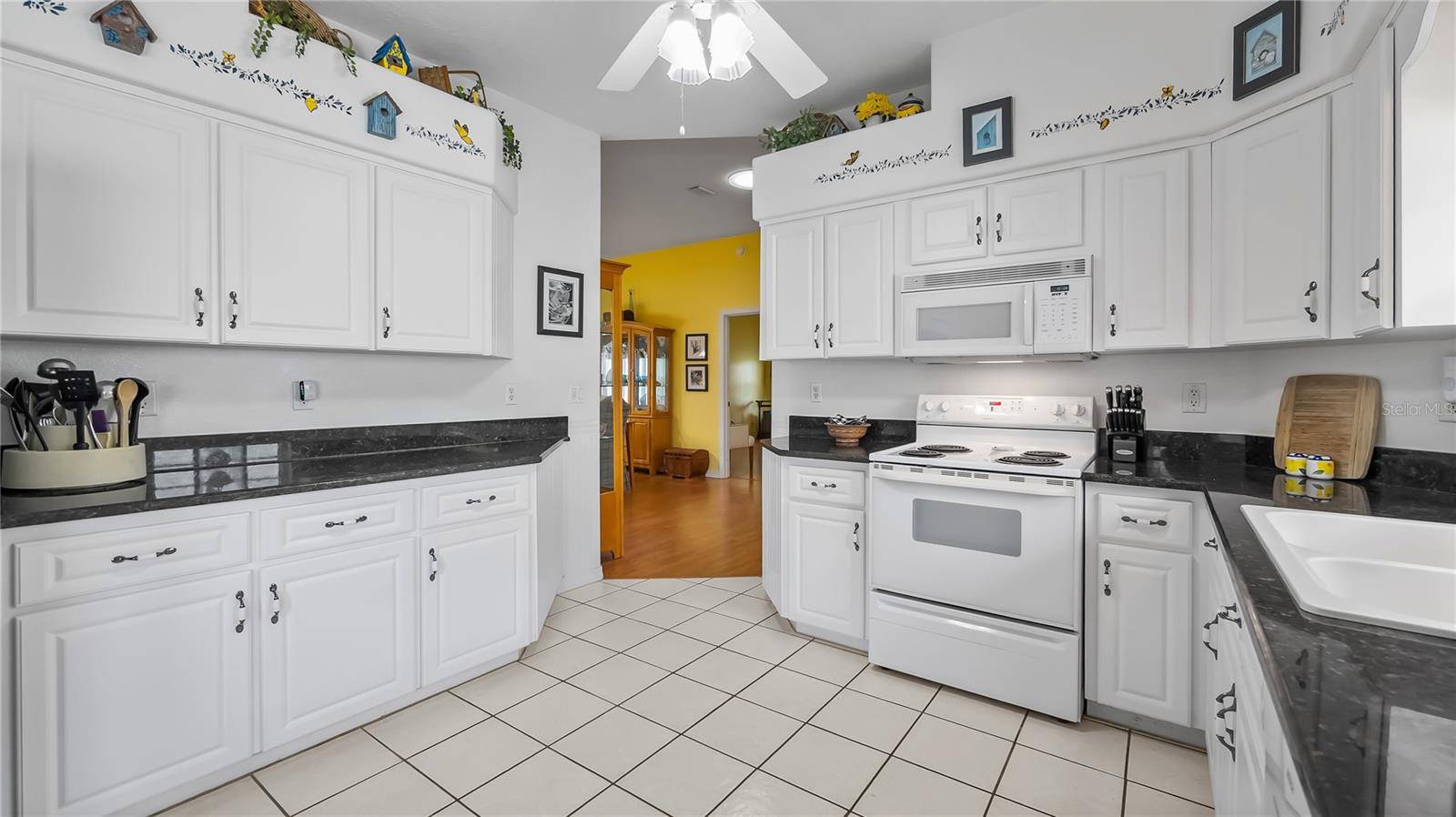 21709 KING RICHARDS WAY, Leesburg, FL 34748