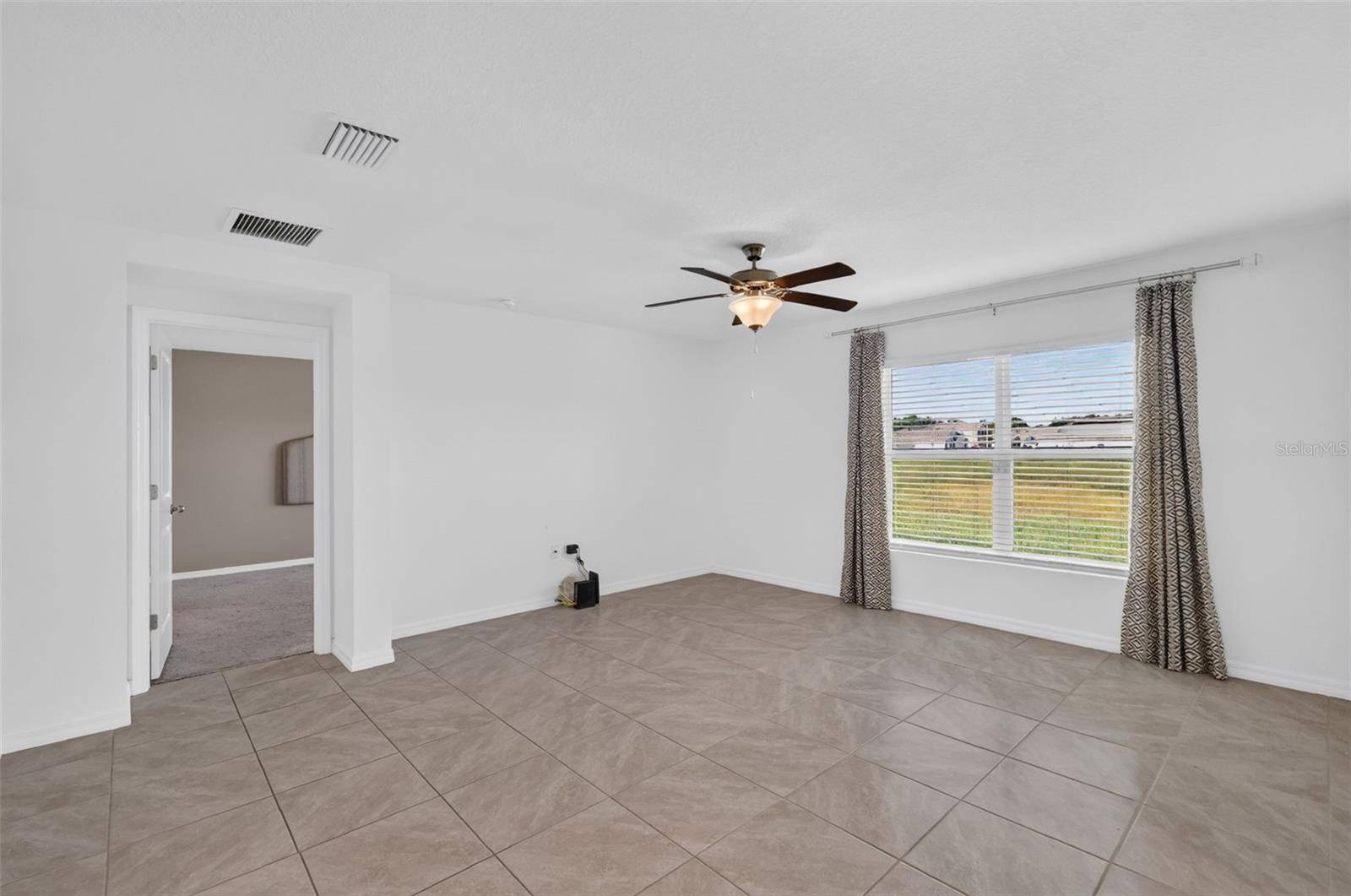8510 TRIUMPH CIR, Wildwood, FL 34785