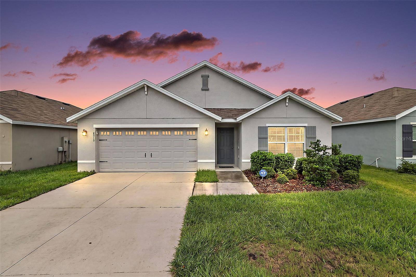 8510 TRIUMPH CIR, Wildwood, FL 34785