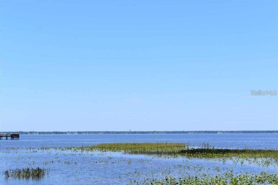 412 AZALEA DR, Indian Lake Estates, FL 33855