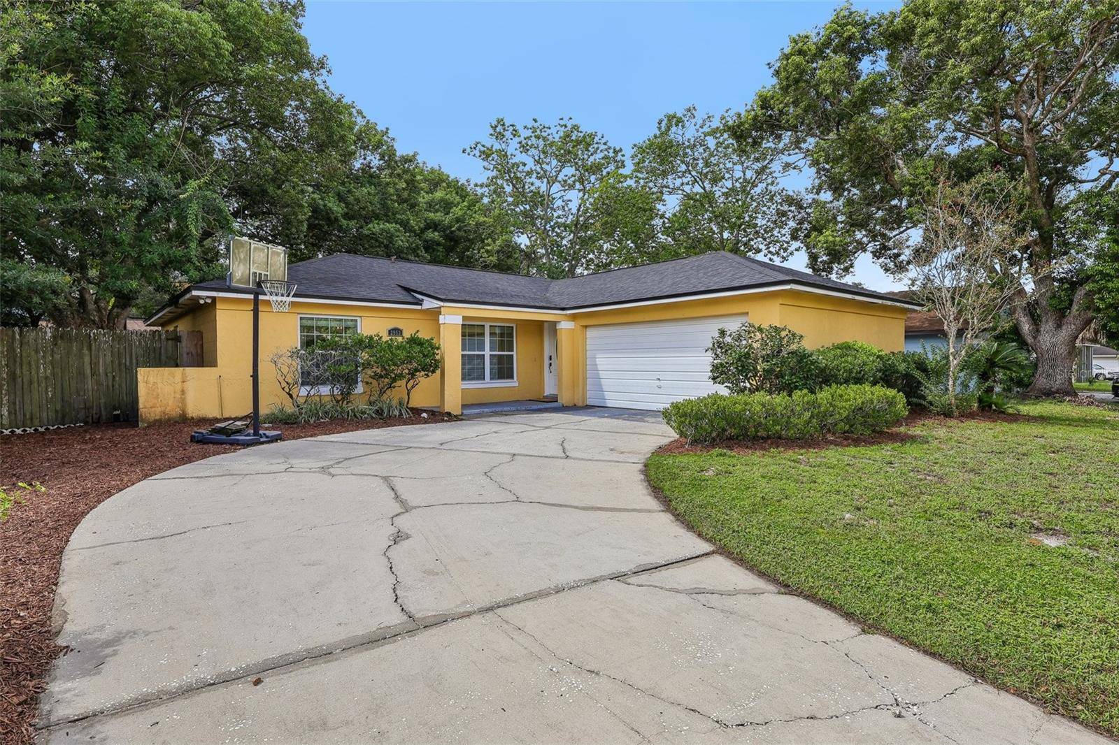 2953 S BERMUDA AVE, Apopka, FL 32703