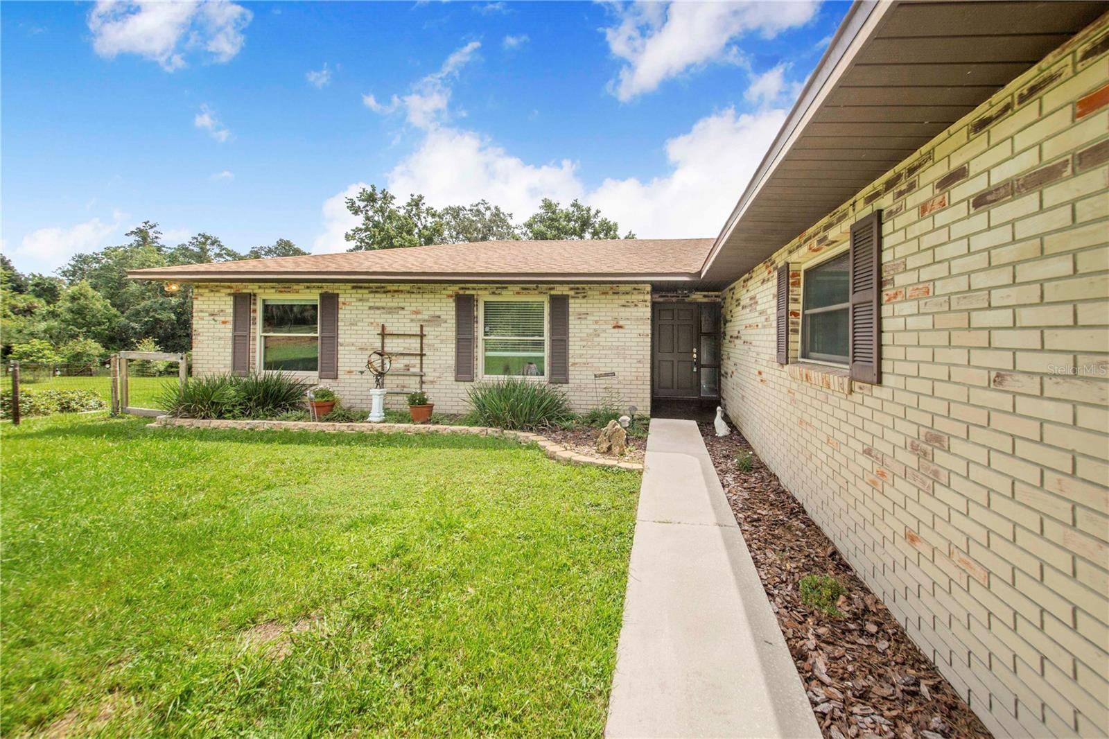 1701 CHAMPAGNE RD, Davenport, FL 33837