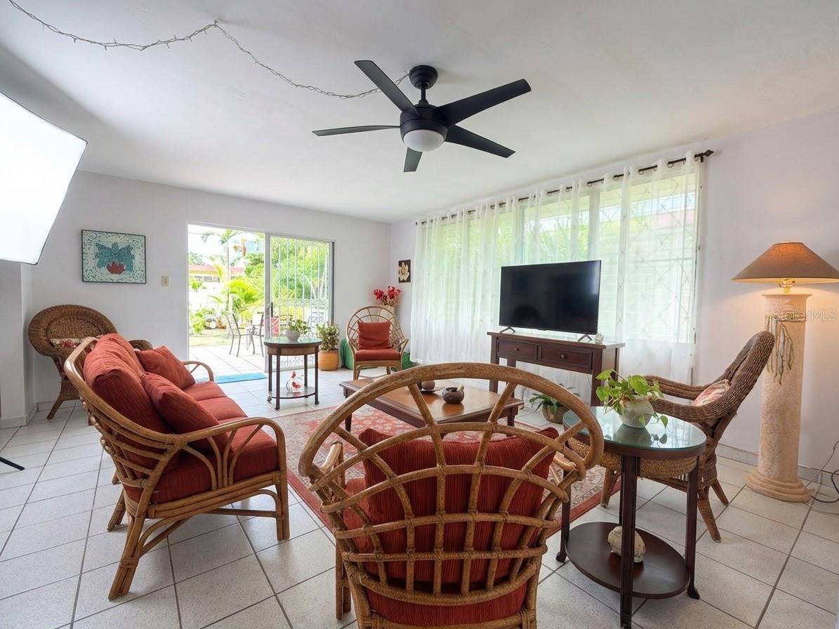 212 BENITO PÉREZ GALDÓS, San Juan, PR 00918
