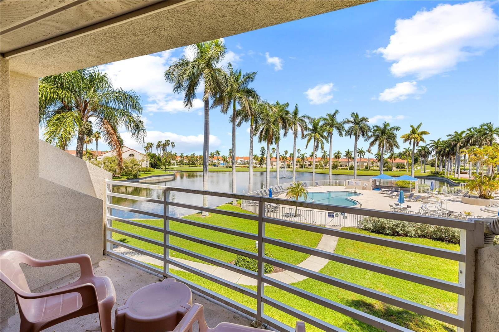 6100 BAHIA DEL MAR CIR #206, St Petersburg, FL 33715