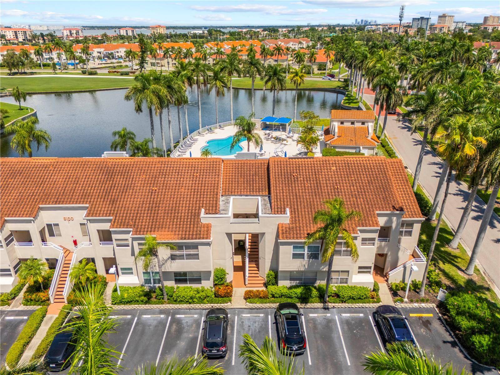 6100 BAHIA DEL MAR CIR #206, St Petersburg, FL 33715