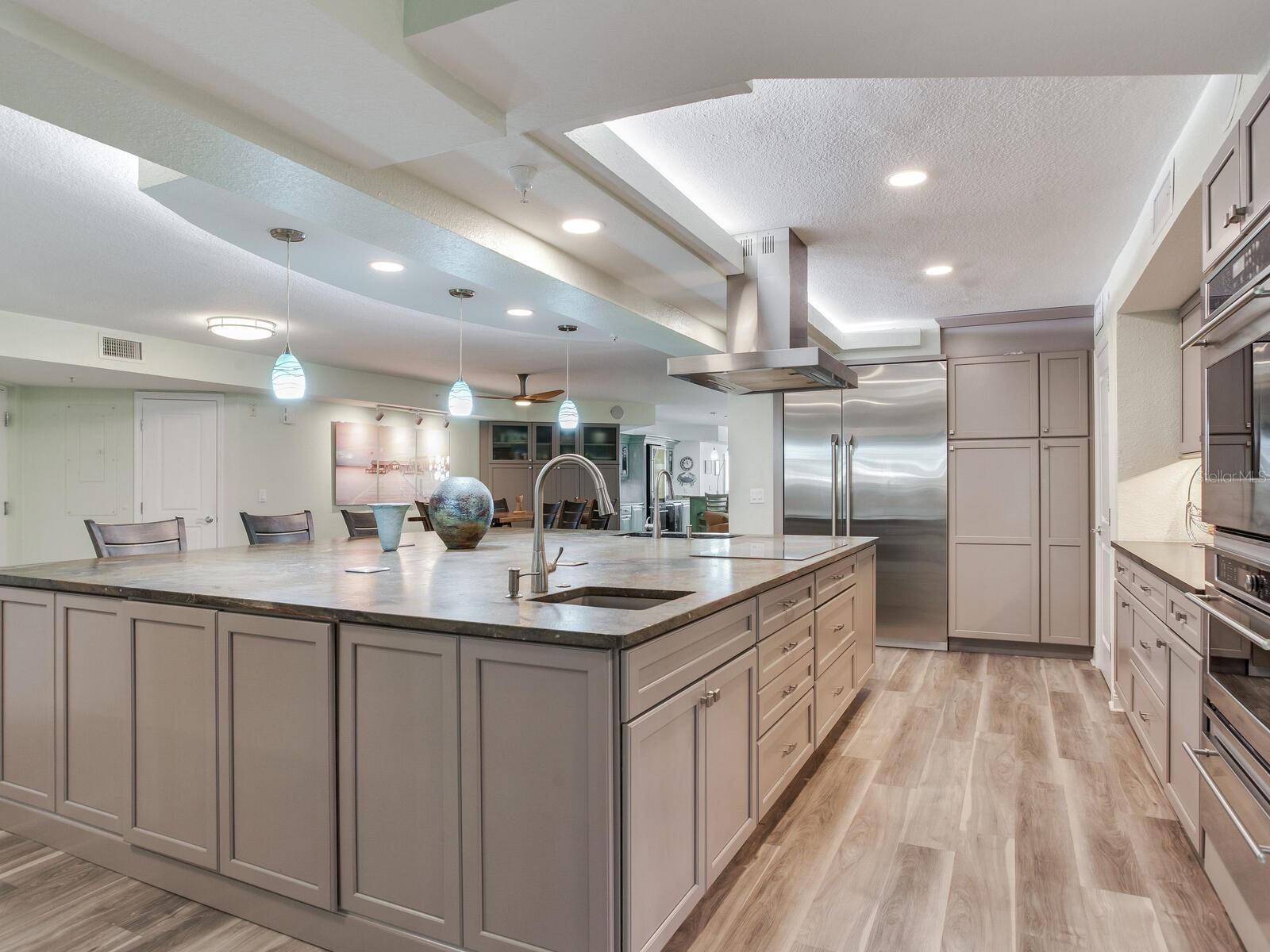 5353 GULF BLVD #B202, St Pete Beach, FL 33706
