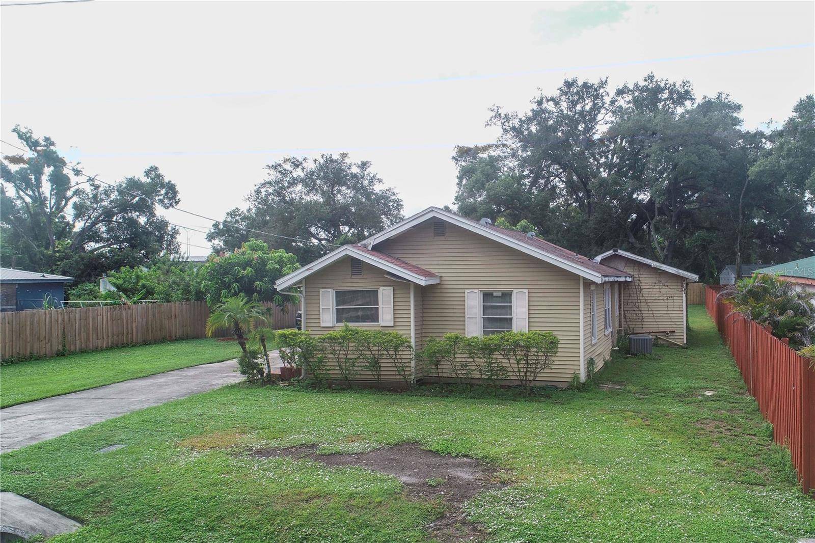 8107 E 19TH AVE, Tampa, FL 33619