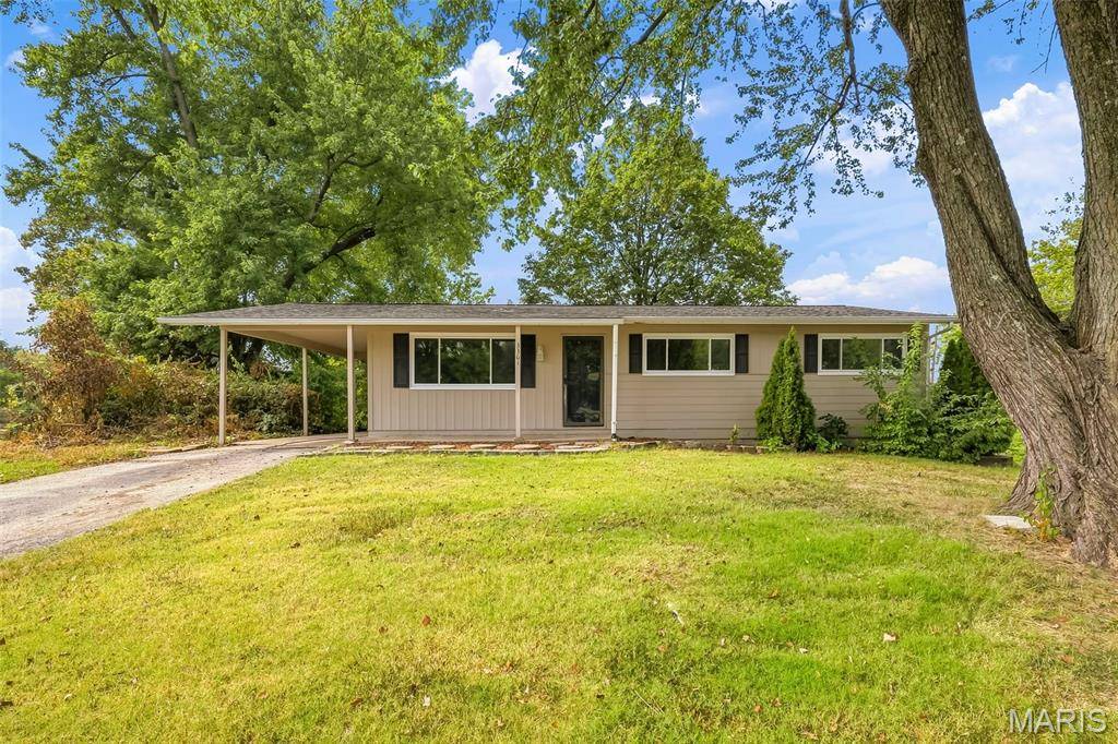 3361 Clemens CT, St Charles, MO 63301
