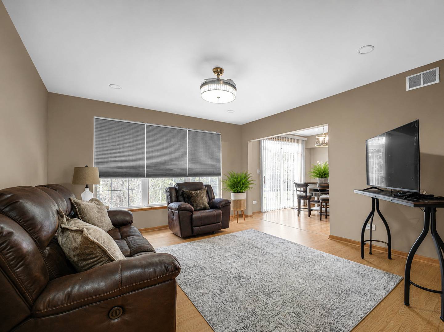 16612 Knottingwood AVE, Oak Forest, IL 60452