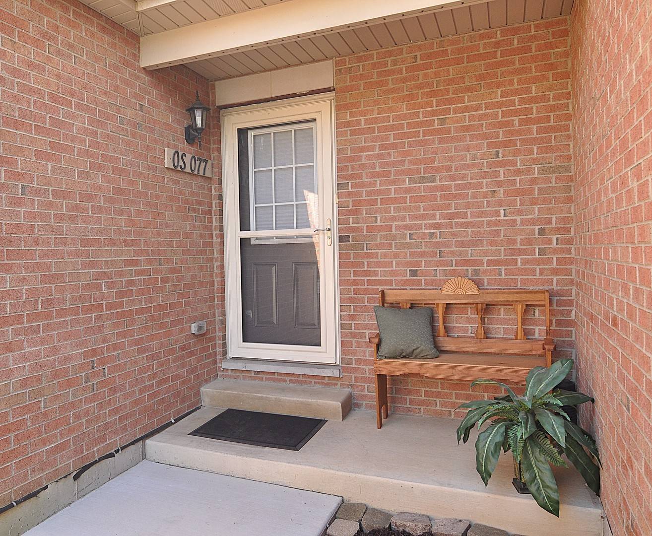 0S077 Kerry CT, Winfield, IL 60190