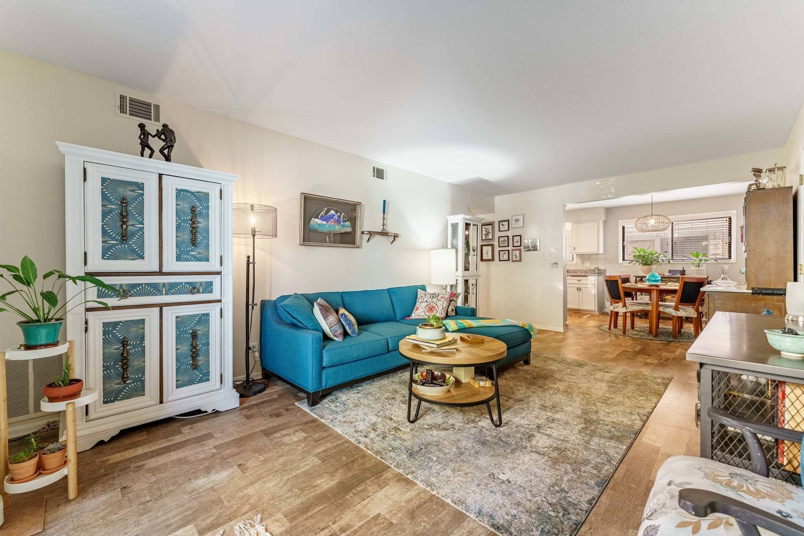 6005 N Neola AVE #1B, Chicago, IL 60631