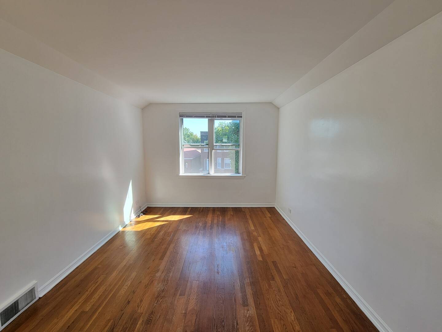 4048 N Marmora AVE #2, Chicago, IL 60634