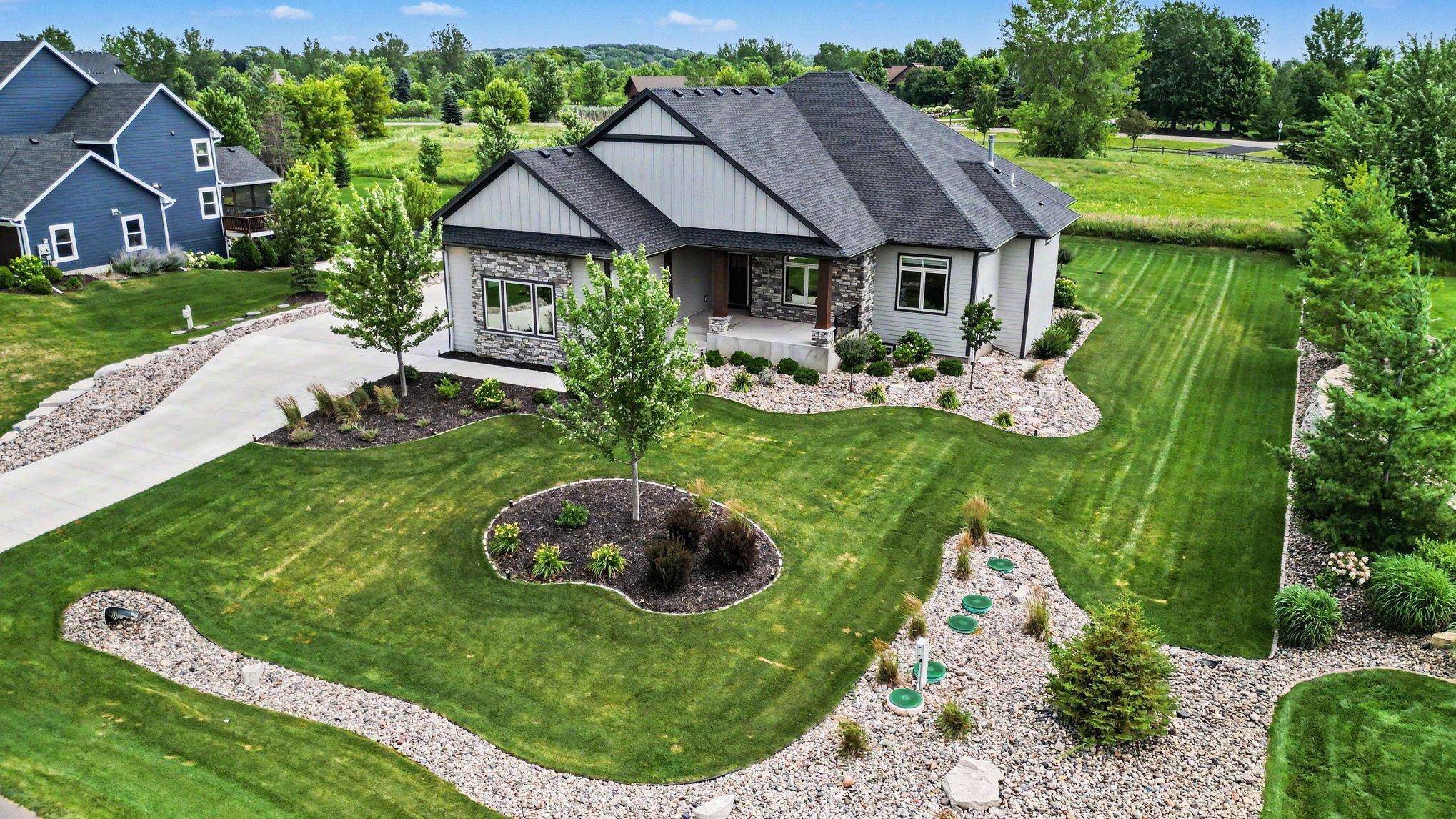 7767 Prairie Grass PASS, Prior Lake, MN 55372