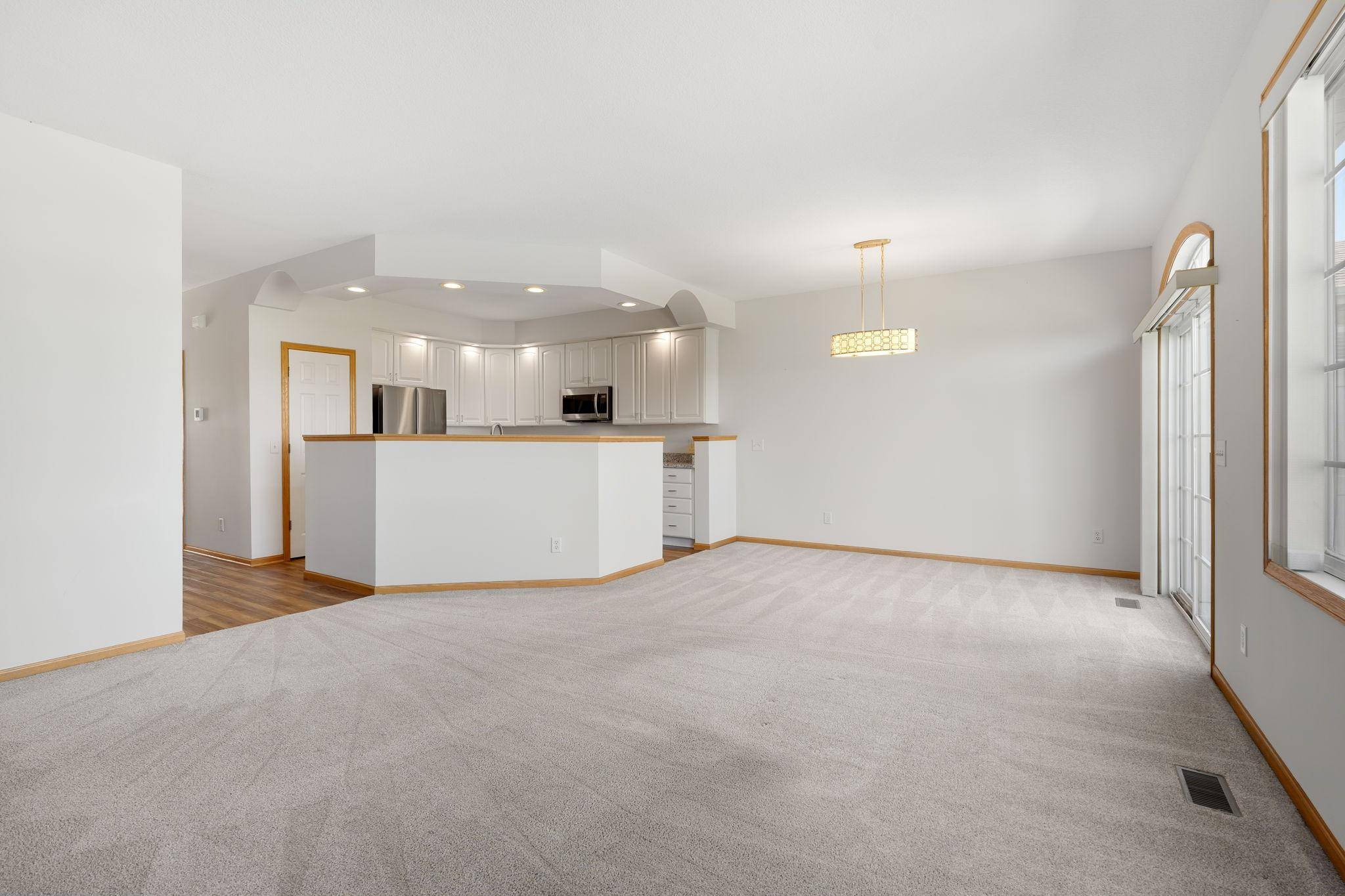 160 24th PL NW, Owatonna, MN 55060