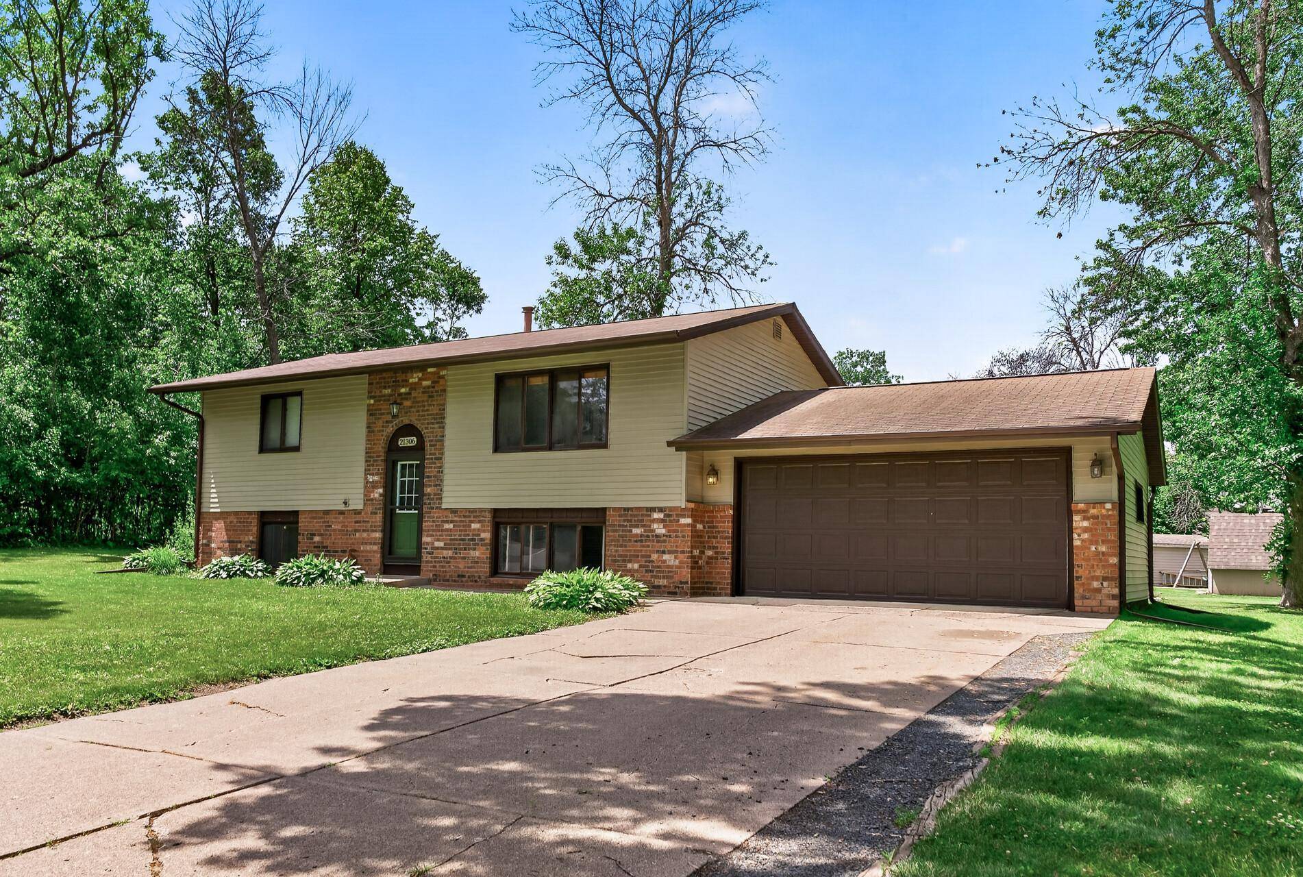 21306 Heath AVE N, Forest Lake, MN 55025