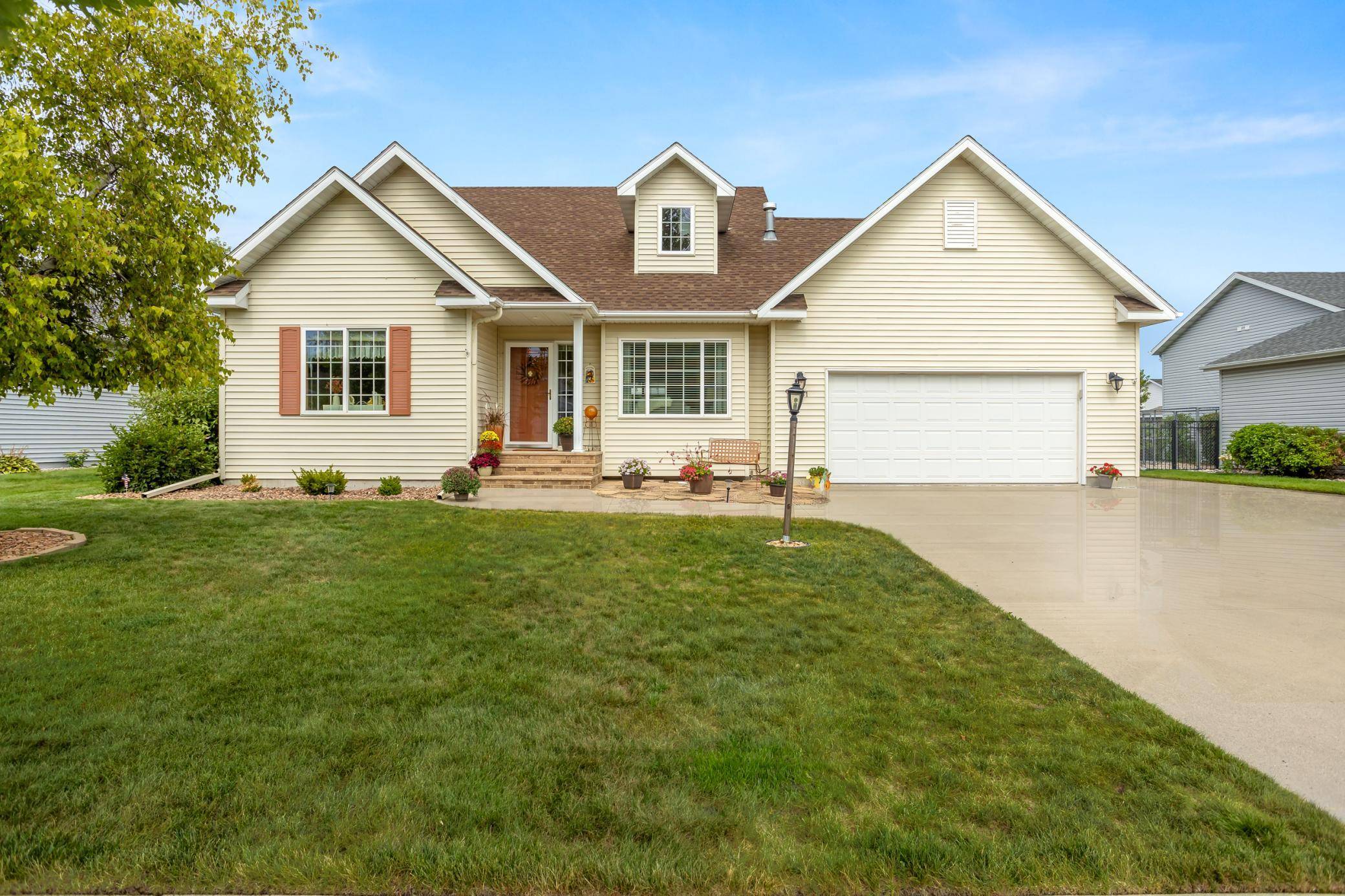 3451 43rd AVE S, Fargo, ND 58104