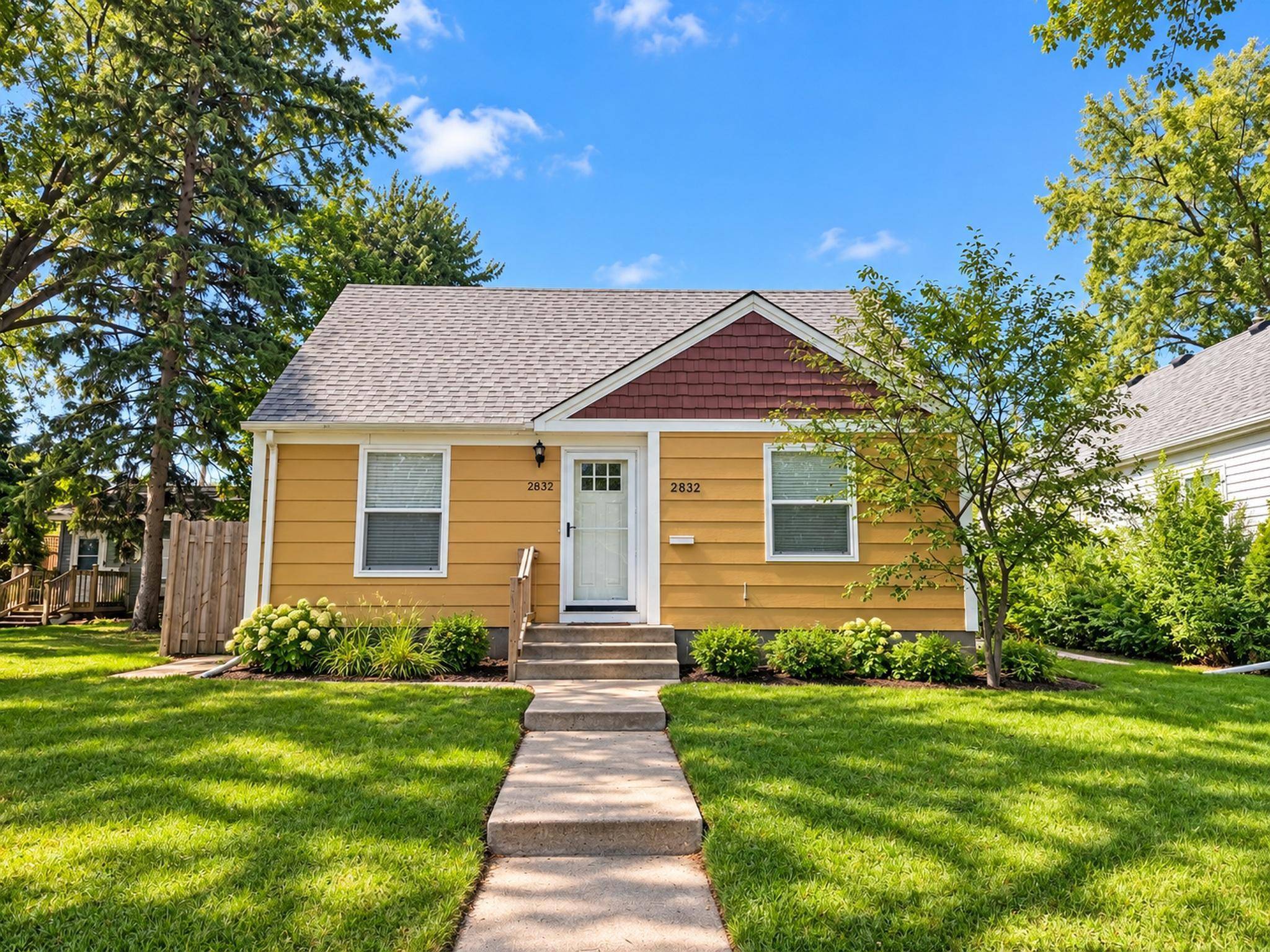 2832 Florida AVE S, Saint Louis Park, MN 55426