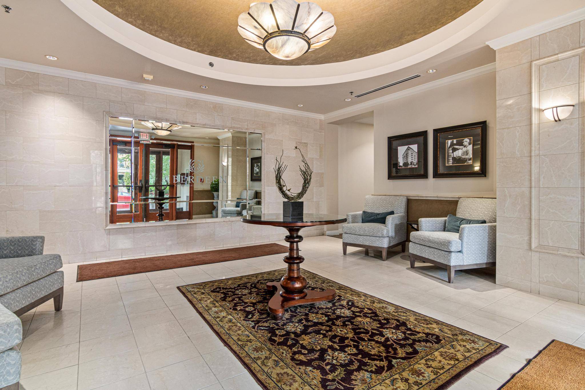 370 Marshall AVE #401, Saint Paul, MN 55102