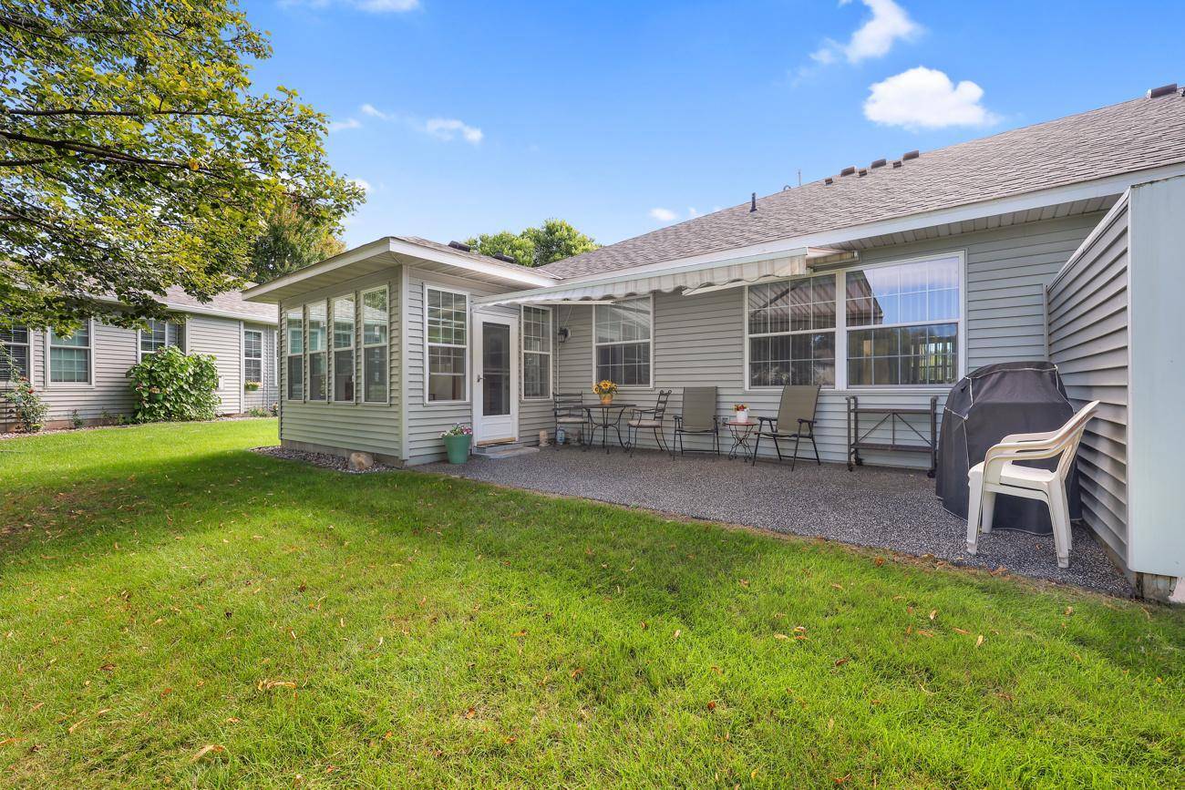 351 100th CT NE, Blaine, MN 55434