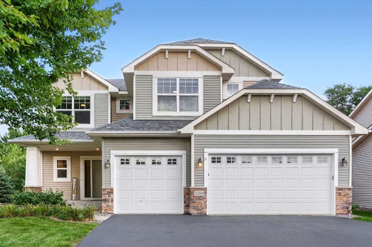 12609 Quemoy ST NE, Blaine, MN 55449