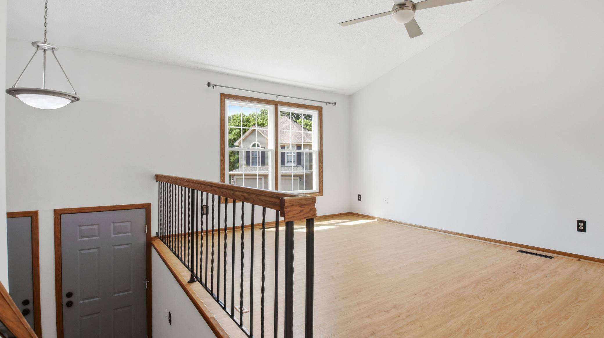 17604 Lorence WAY, Eden Prairie, MN 55346