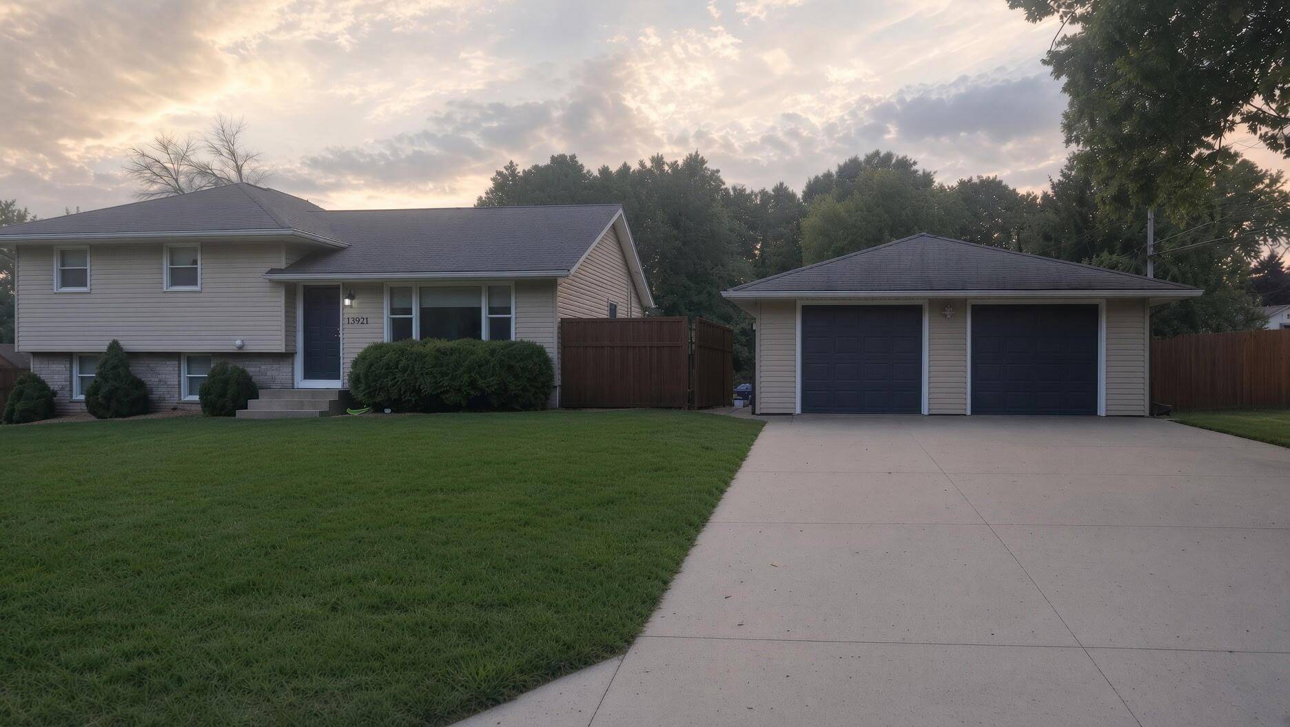 13921 Jonquil LN N, Dayton, MN 55327