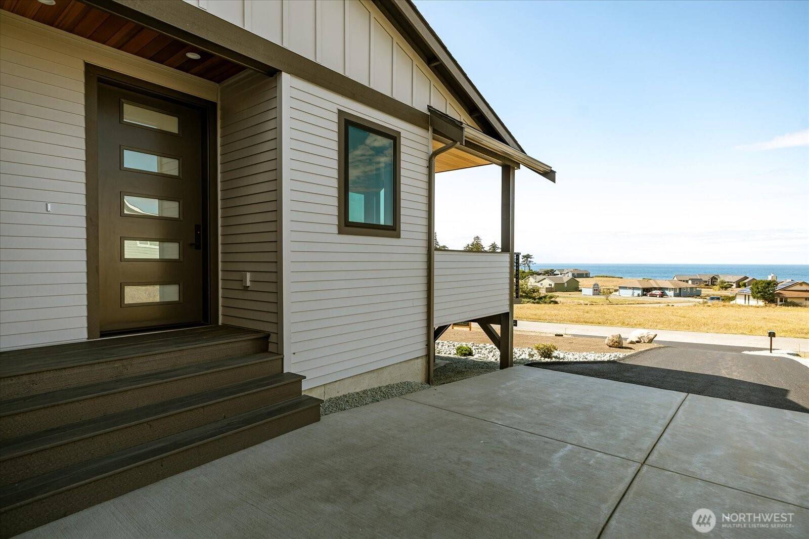 664 Hacienda DR, Coupeville, WA 98239