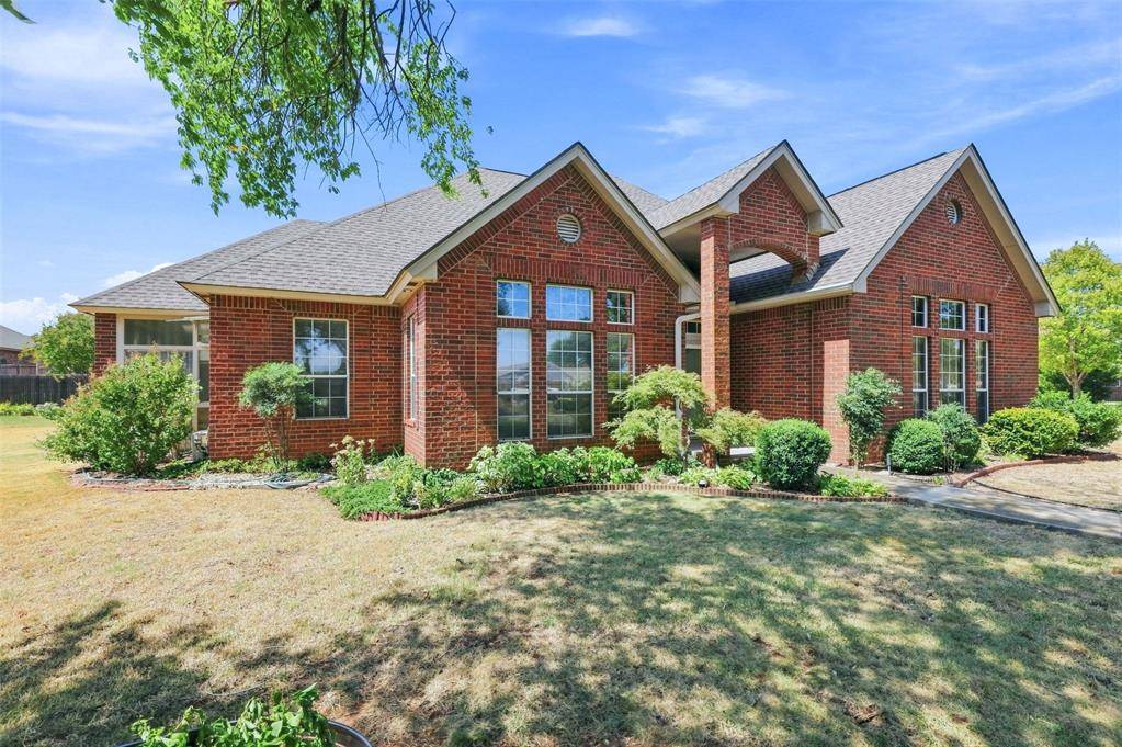 3001 Bradford DR, Moore, OK 73160