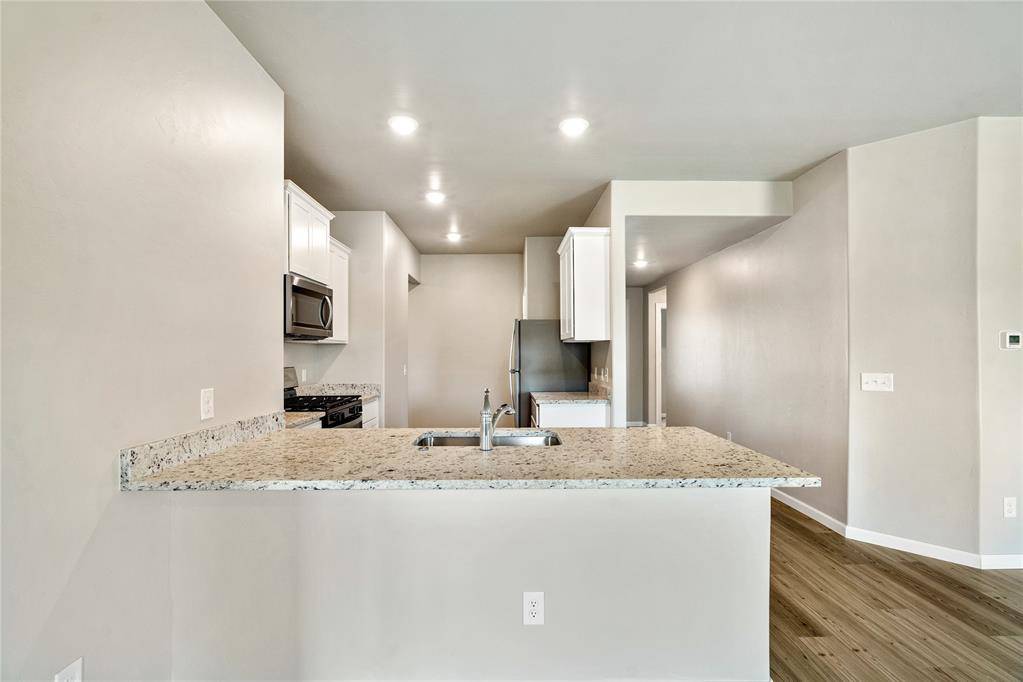 1928 Redwood LN, El Reno, OK 73036
